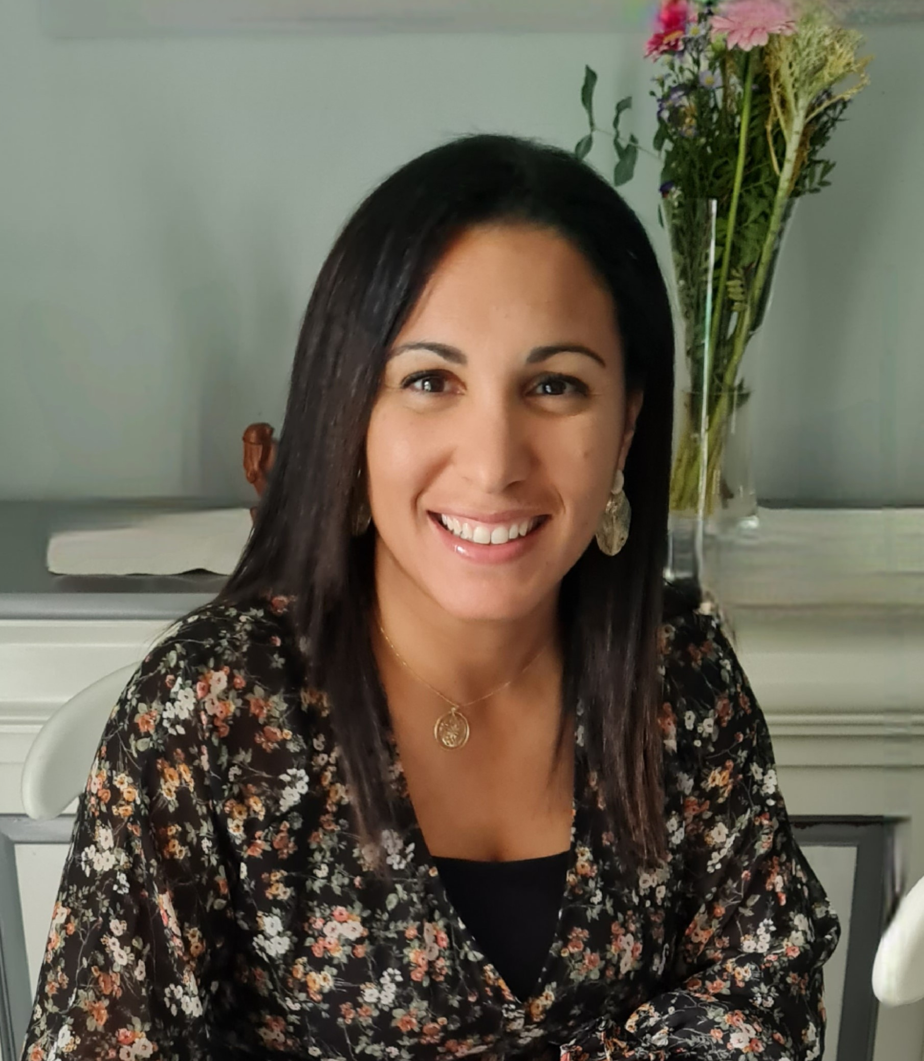 Chrystelle Lake-secretaire independante